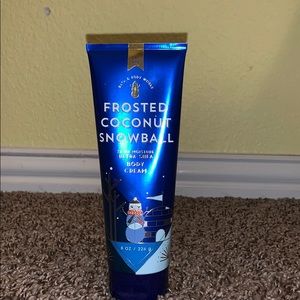 BBW BODY CARE: Frosted Coconut Fine Fragrance Mist